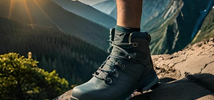 Do hiking boots need ankle support?